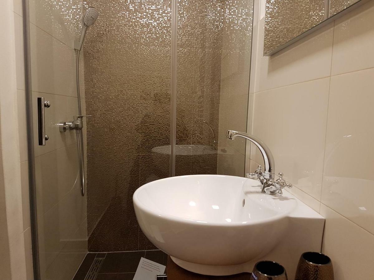 Romantic Apartments Sweet Baci マリボル エクステリア 写真